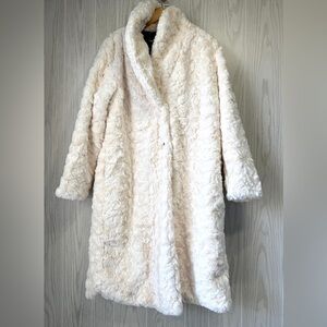 Paparazzi Faux Fur Coat Size XL